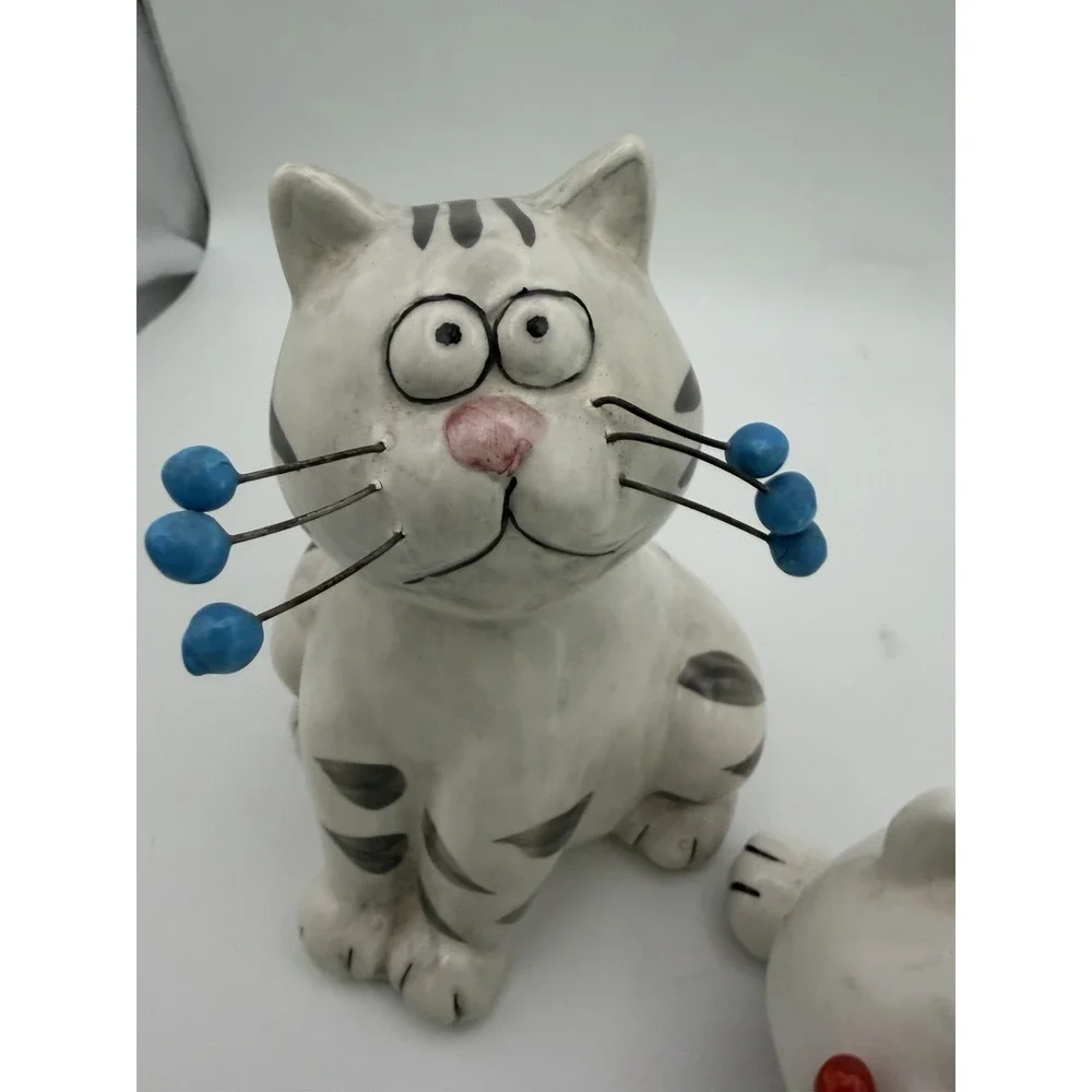 Nanucket Whimsical Ceramic Cat Figurines Pair Gray & Cream Beaded Whiskers 6